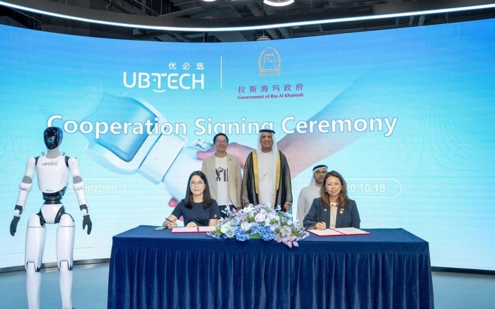 Cooperation signing ceremony between Ras Al Khaimah leadership and UBTECH with a humanoid robot in Shenzhen